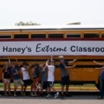 extreme-classroom-bus-lo